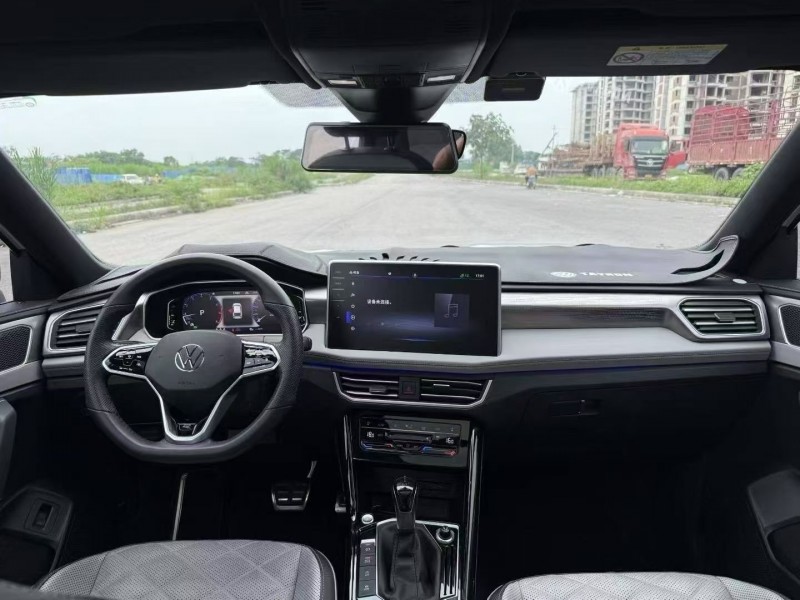 防城港23年大众探岳6