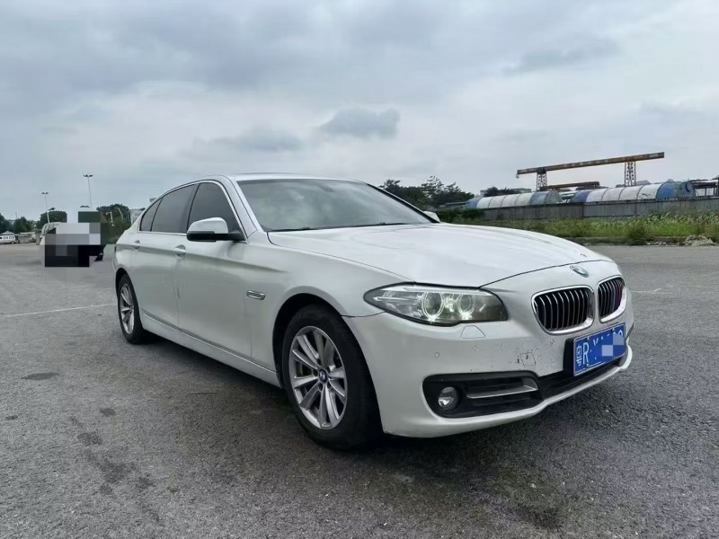 北海17年宝马5系2