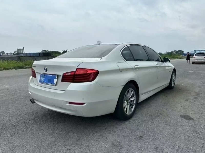 北海17年宝马5系3