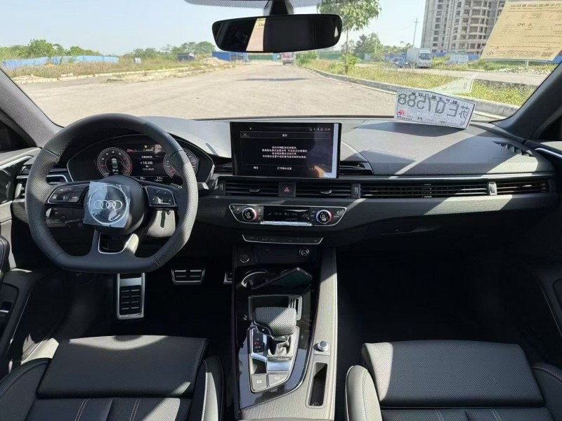 梧州25年奥迪A4L5