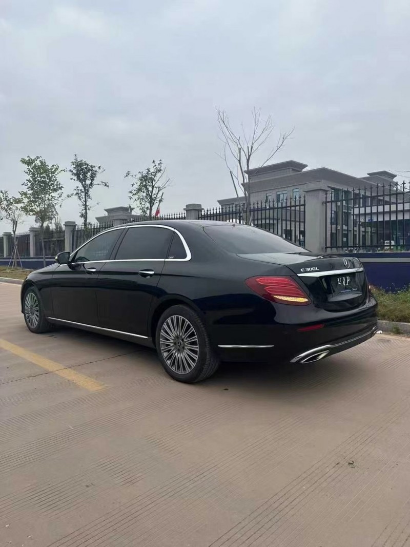 钦州20年奔驰E7