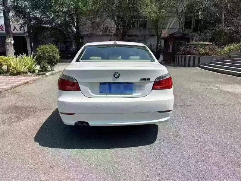 厦门10年宝马5系9