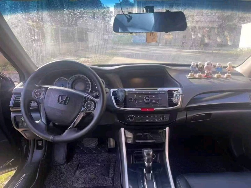 韶关16年本田雅阁5