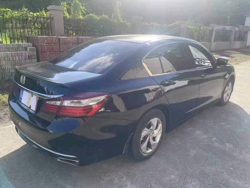 韶关16年本田雅阁7