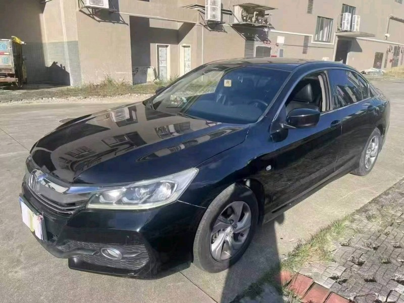 韶关16年本田雅阁8