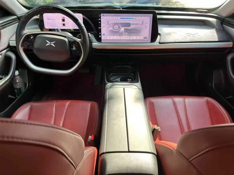 桂林22年小鹏汽车p77