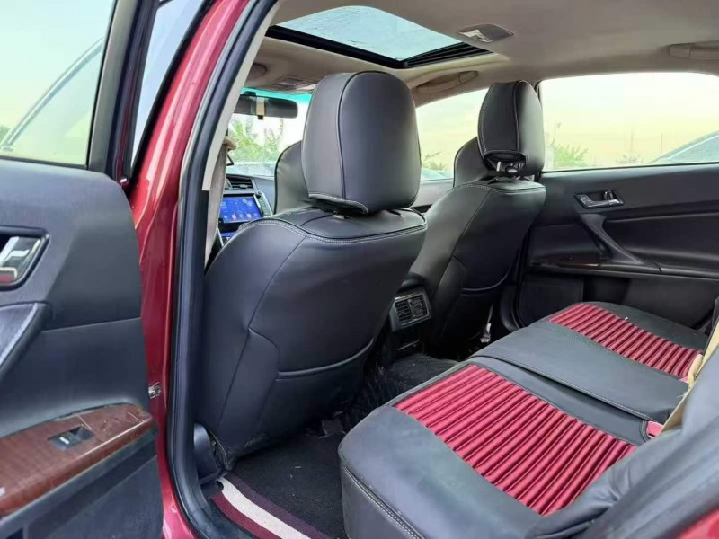 深圳15年丰田锐志5