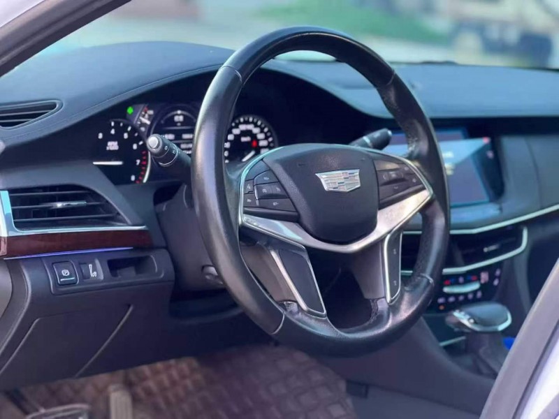 汕头18年凯迪拉克CT63