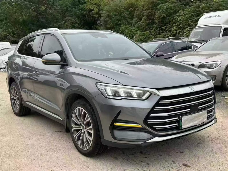 常德23年比亚迪宋5