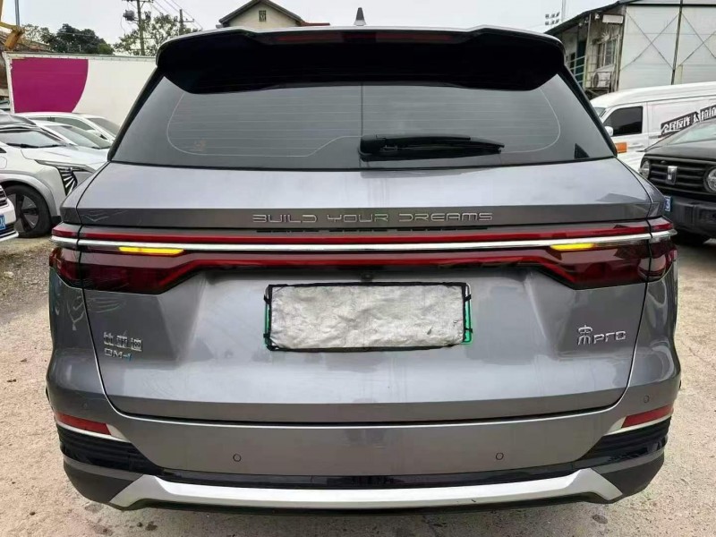 常德23年比亚迪宋8