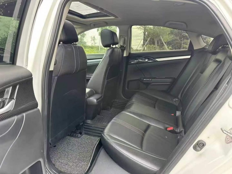 江门17年本田思域7