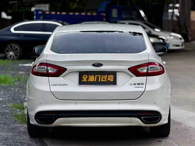 珠海16年福特蒙迪欧9
