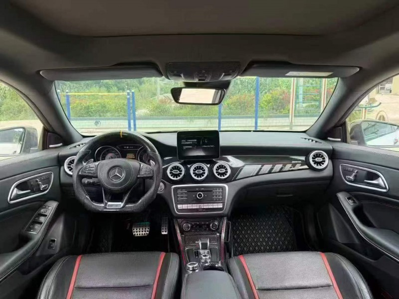 铜仁17年奔驰CLA4