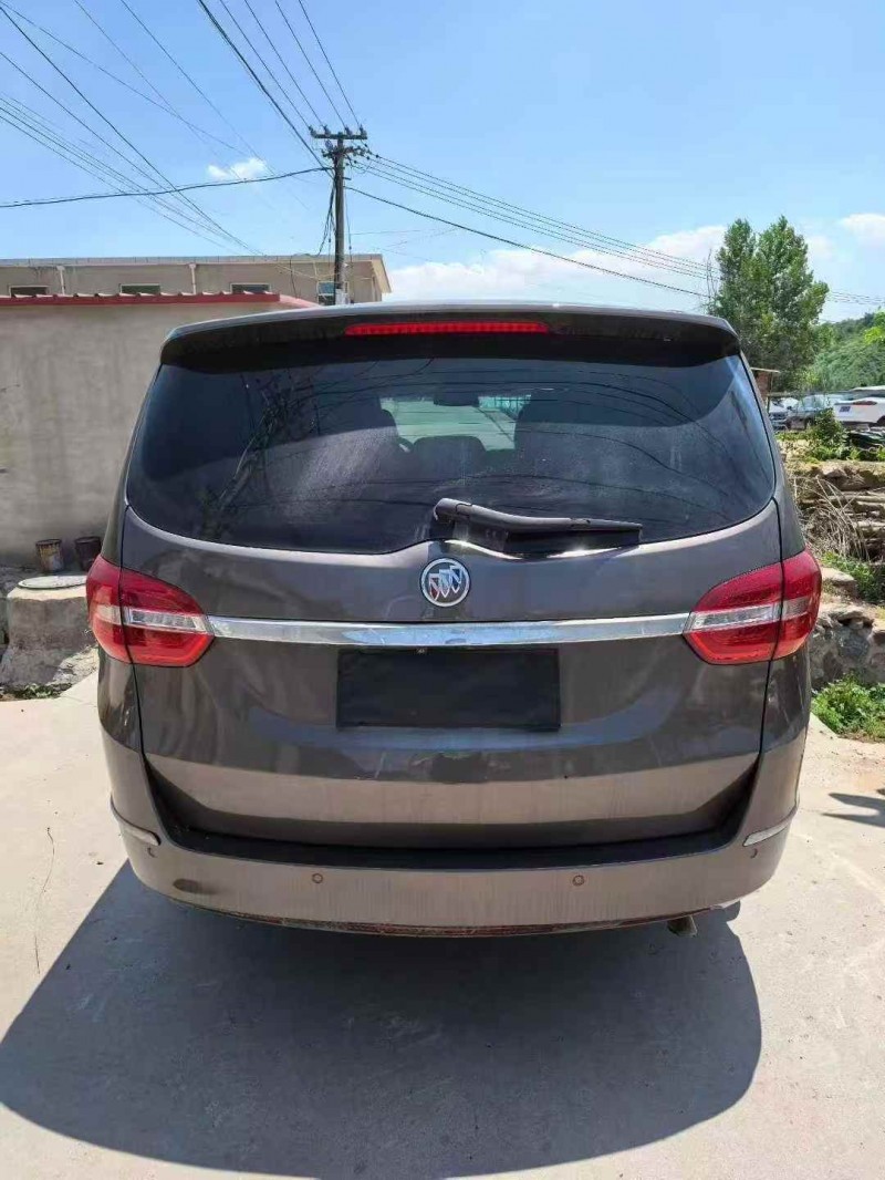 张家口17年别克GL89