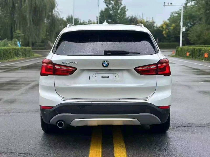 东营18年宝马X19