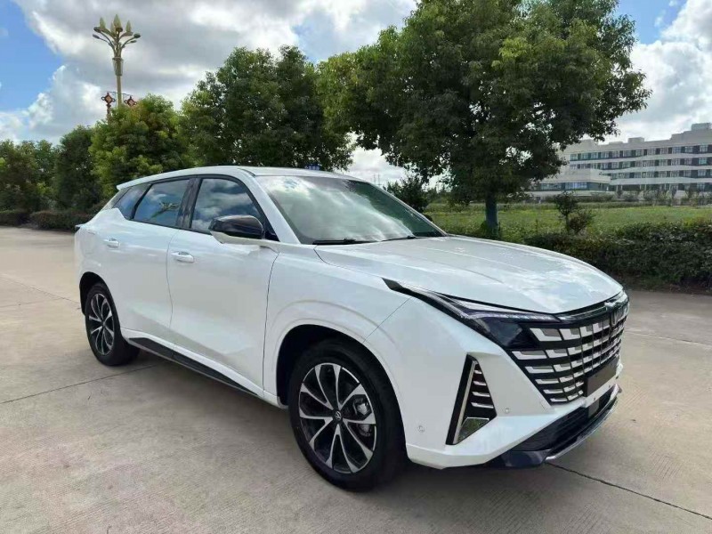 苏州25年长安汽车UNI2