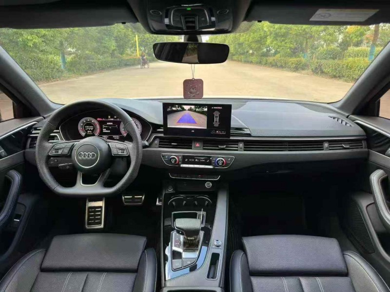 苏州24年奥迪A4L6