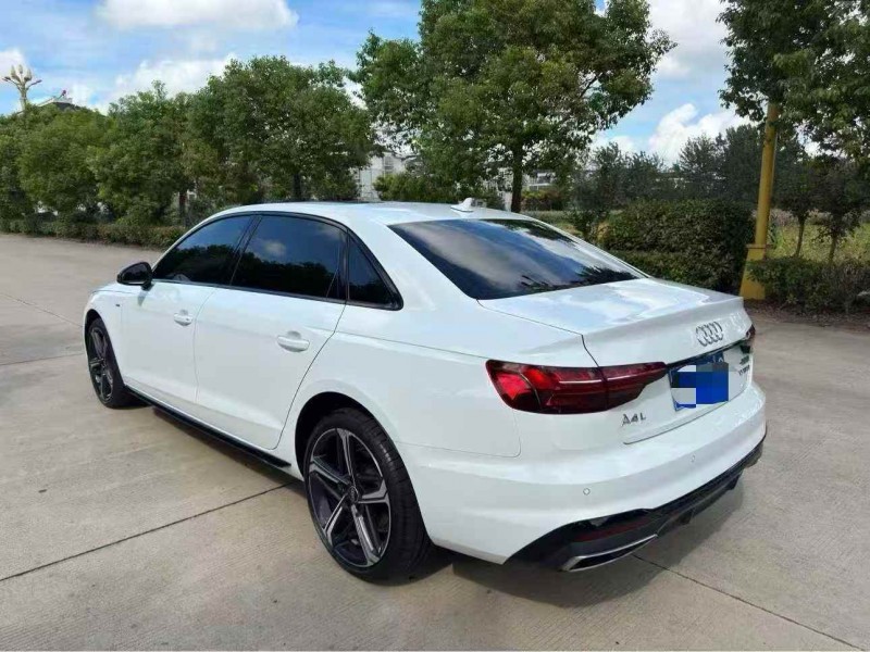 苏州24年奥迪A4L8