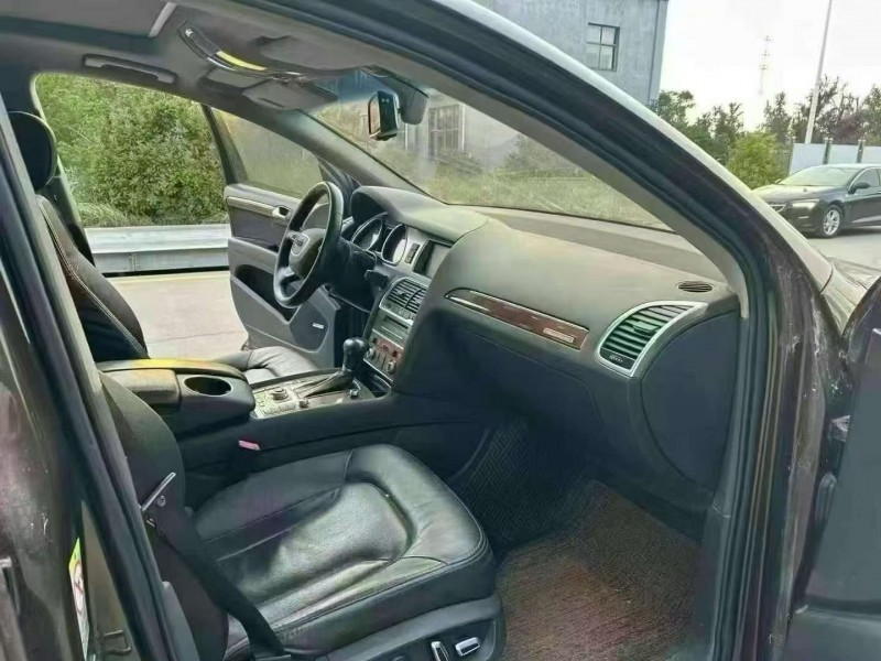 宿迁13年奥迪Q77