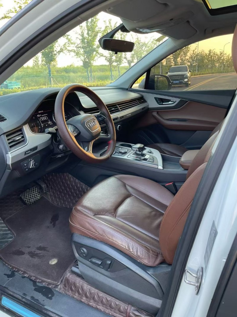 宿迁19年奥迪Q76