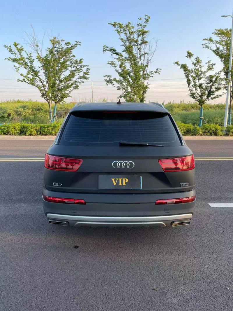 宿迁19年奥迪Q79