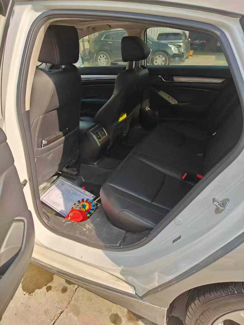 临沂21年本田雅阁5