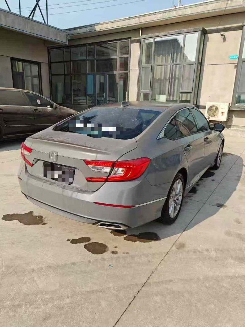 临沂21年本田雅阁7