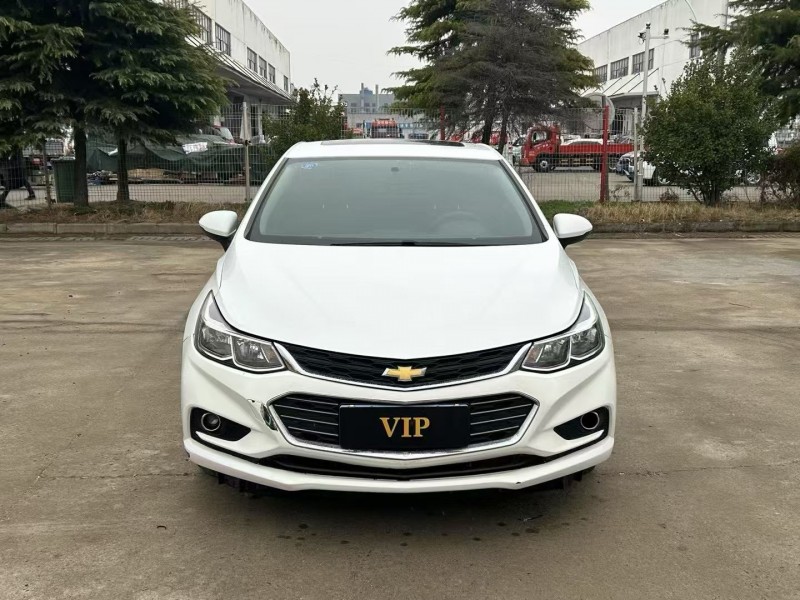 宿迁17年雪佛兰科鲁兹1