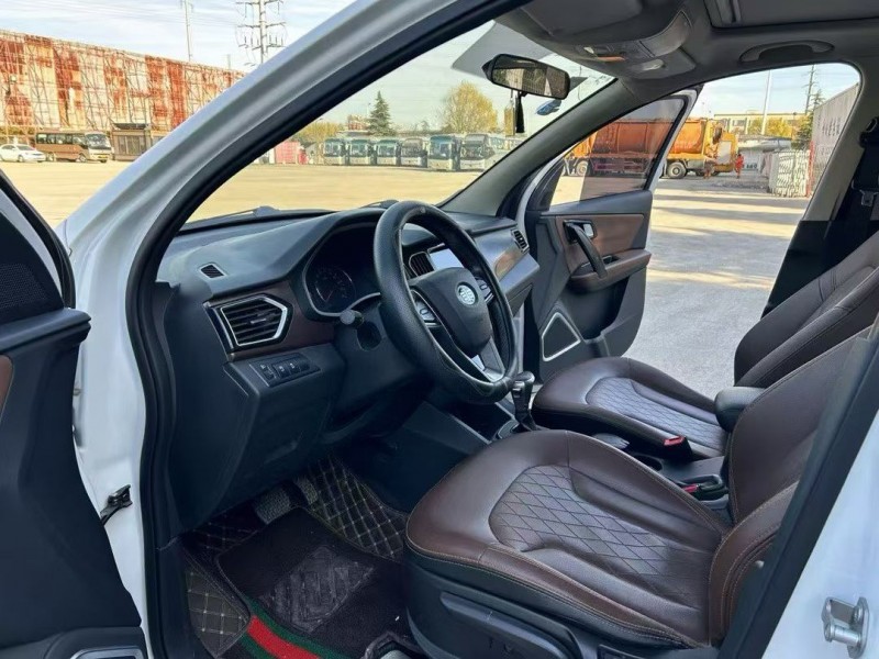 宿迁18年一汽森雅4