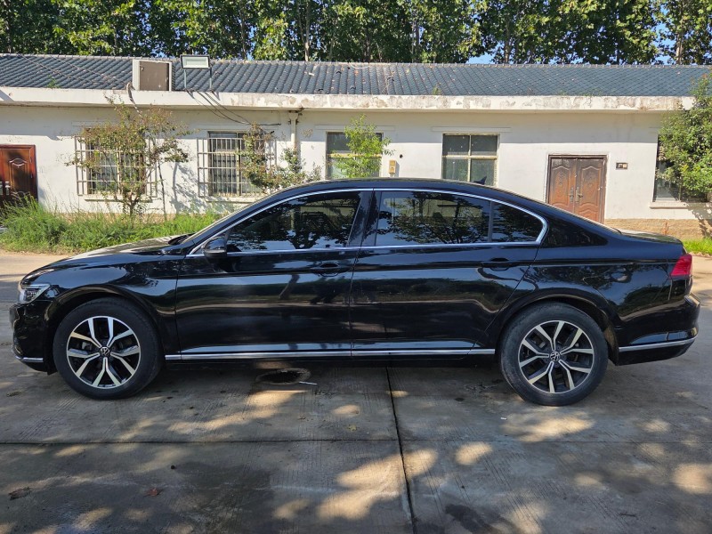 郑州22年大众迈腾6