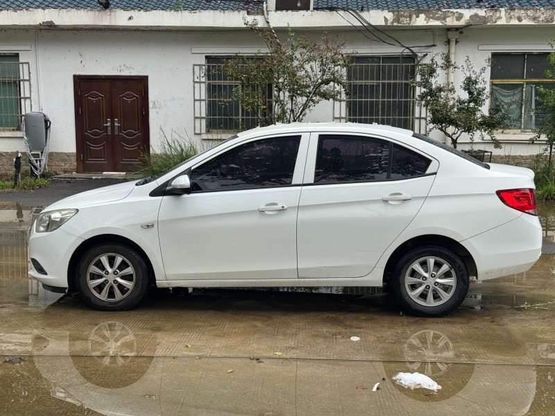 郑州15年雪佛兰赛欧8