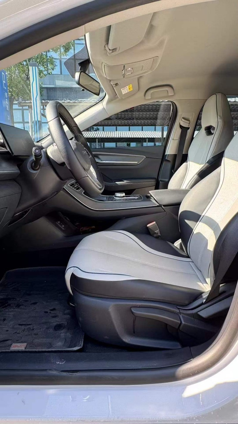 东莞24年比亚迪驱逐舰4