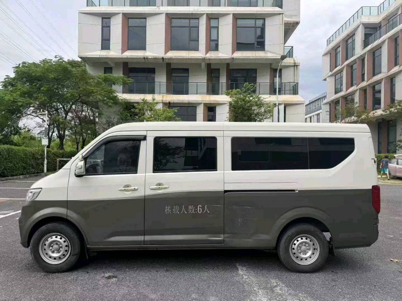 广州23年长安汽车跨越星4