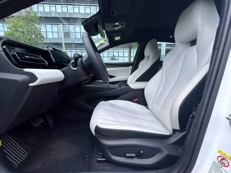 东莞25年比亚迪海豹4