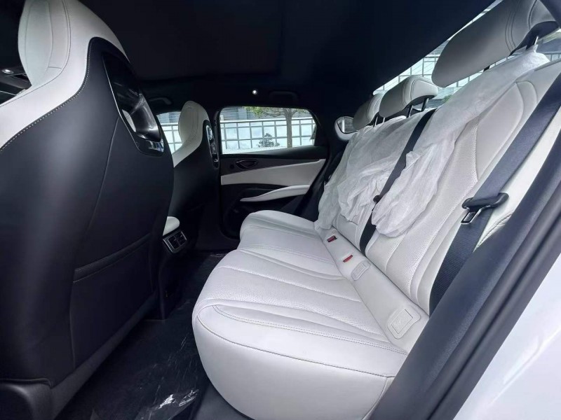 东莞25年比亚迪海豹5