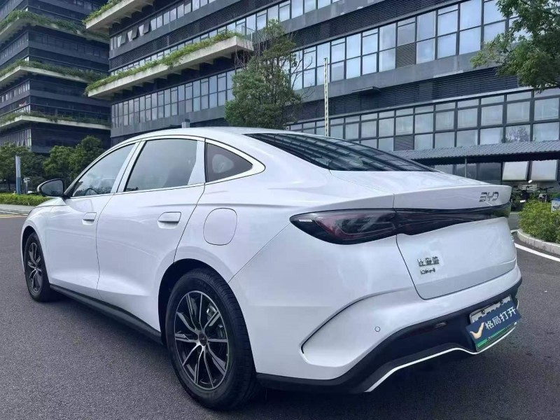 东莞25年比亚迪海豹8