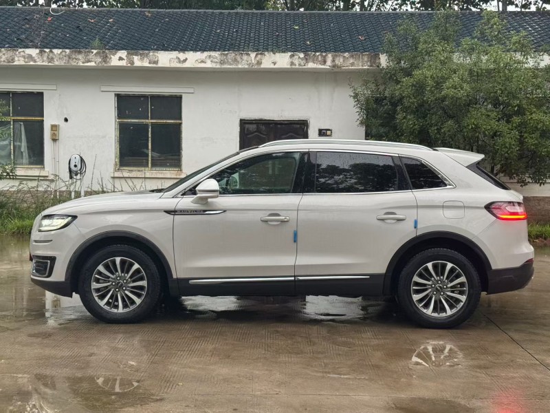 郑州20年林肯航海家6