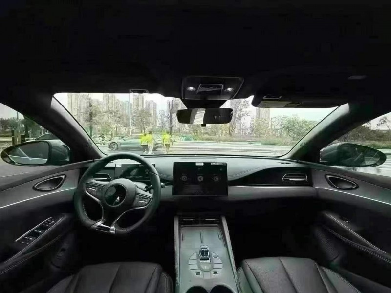 东莞25年比亚迪海豹5