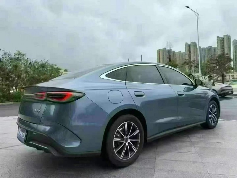 东莞25年比亚迪海豹8