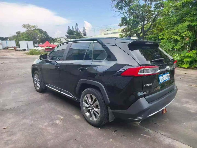 广州23年丰田威兰达5