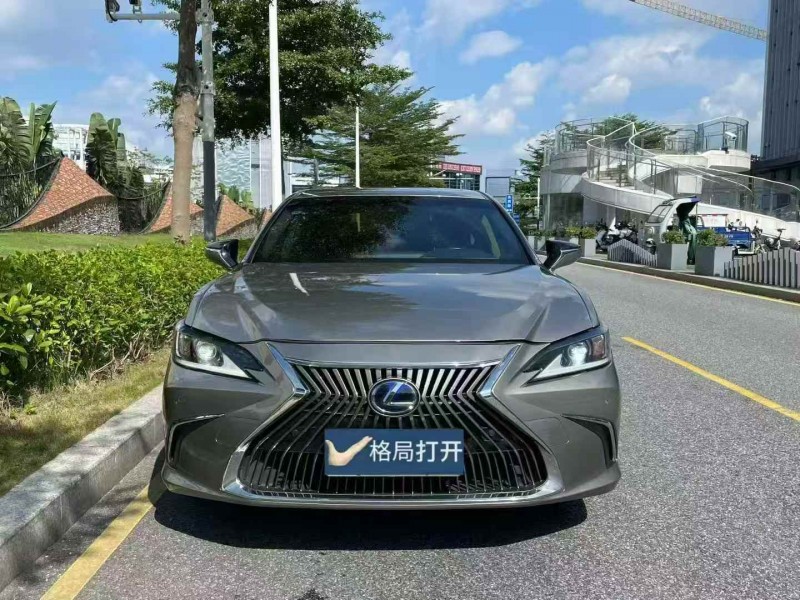 广州21年雷克萨斯ES1