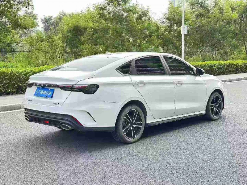 东莞23年吉利缤瑞8