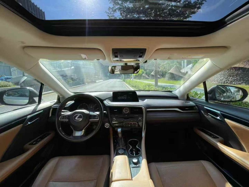 深圳18年雷克萨斯RX6