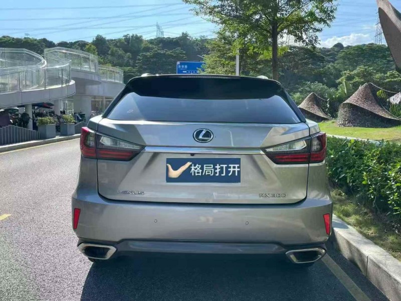 深圳18年雷克萨斯RX9