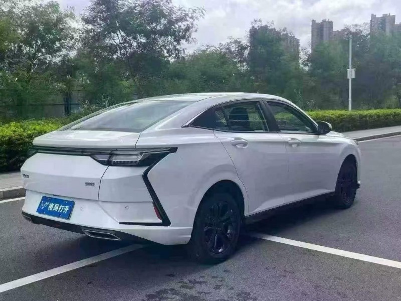 东莞25年东风奕炫8