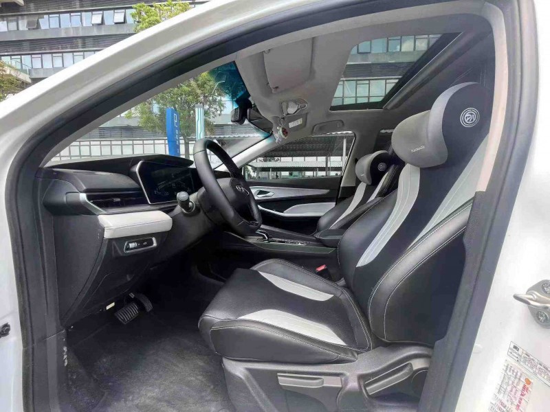 东莞23年吉利缤瑞4