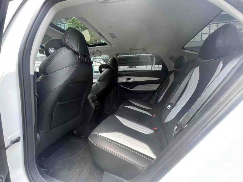 东莞23年吉利缤瑞5