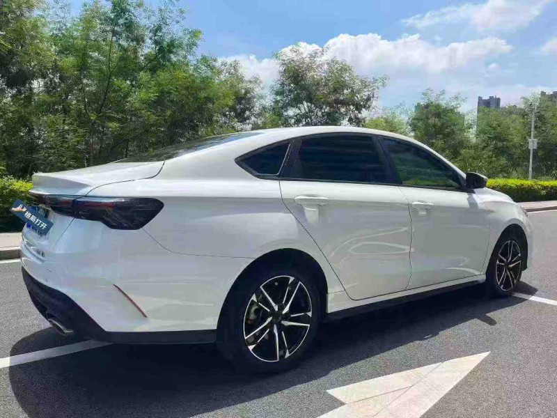 东莞23年吉利缤瑞8