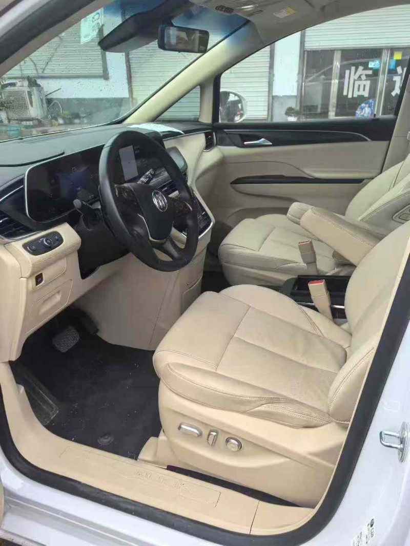 临沂24年别克GL84