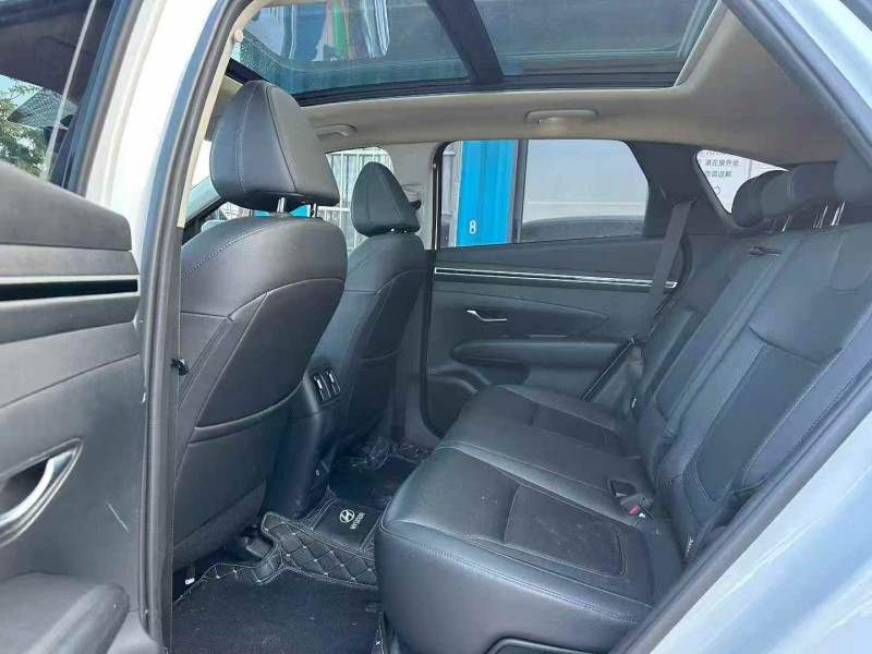 广州21年现代途胜4